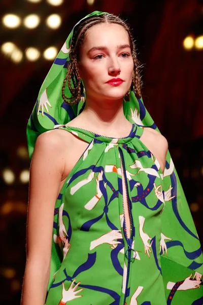 Look 53